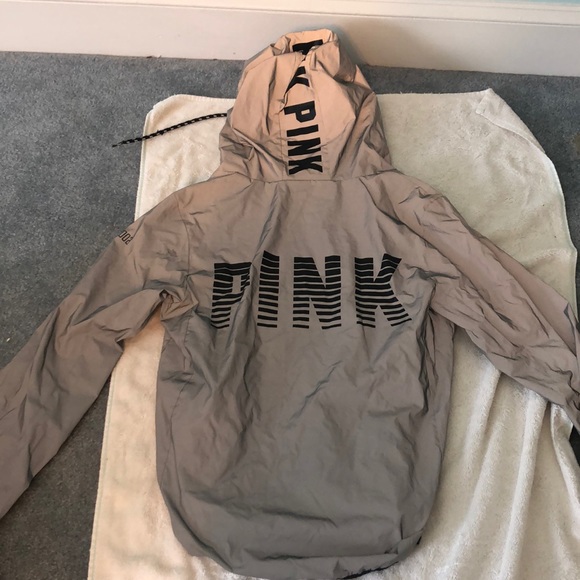 PINK limited release wind breaker - Picture 5 of 5